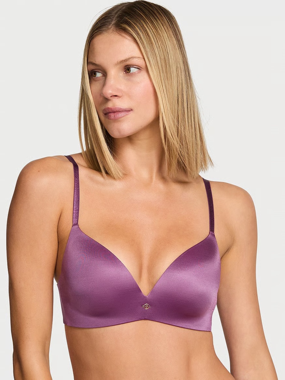 Victoria Secret VERY SEXY
So Obsessed Smooth Wireless Push-Up Bra 36B